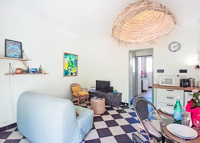 Le Mistral By Interhome Sanary-sur-Mer
